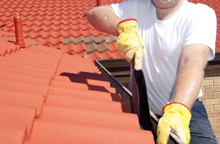 GUTTERS, DOWN PIPES AND ROOF REPAIRS BY ONE HOUR PLUMBING